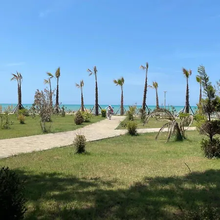 Family 100 Square Metres Apartman *