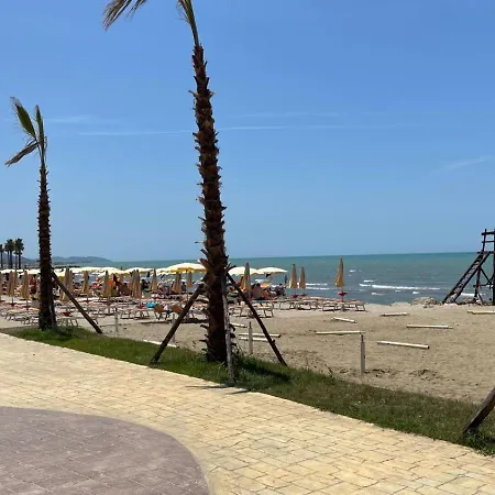 Family 100 Square Metres شقة غوليم