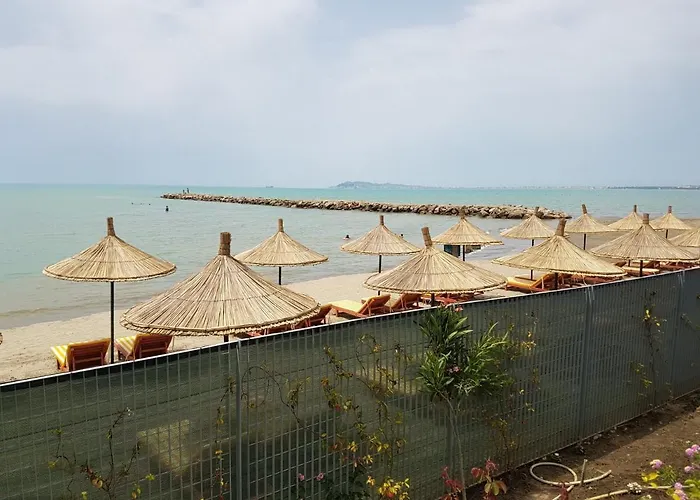 شقة Family 100 Square Metres غوليم